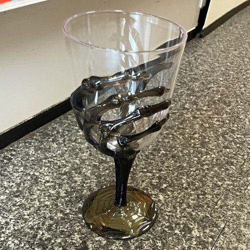 Skeleton hand wine glass - wine, black